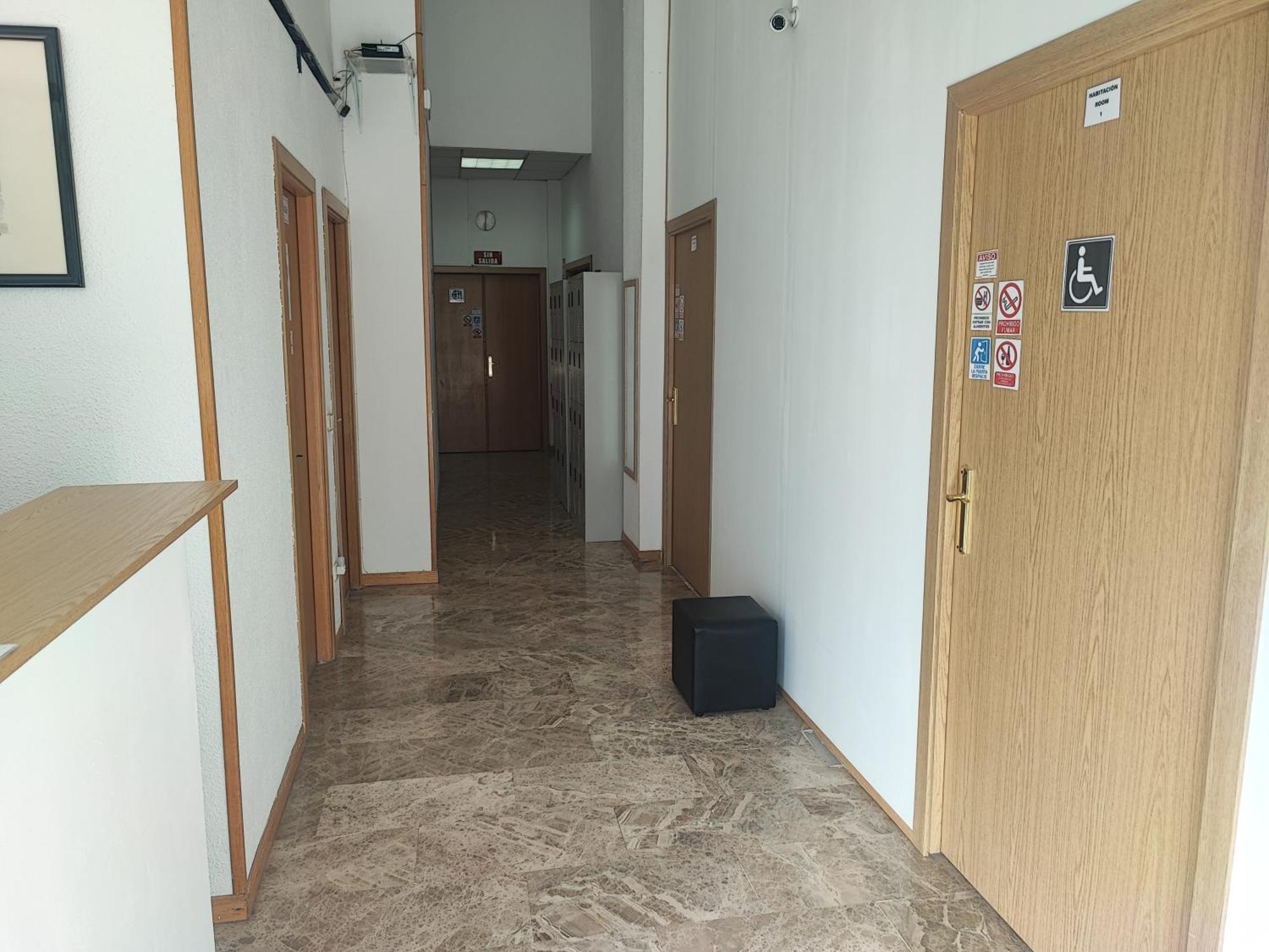Hostel M Torres - Madrid — Photos 1